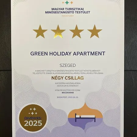 Green Holiday Apartment * Szeged